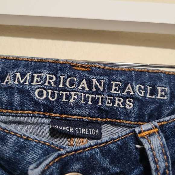 American Eagle Distressed Super Stretch Skinny Jeggings Size 2 Dark Wash - Picture 5 of 6